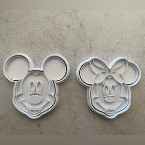 Mickey and Minnie Mouse Cookie Cutters and Stamps